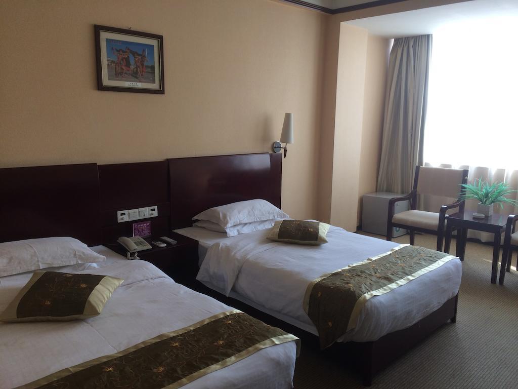 Kunming Jinmao Hotel Екстер'єр фото