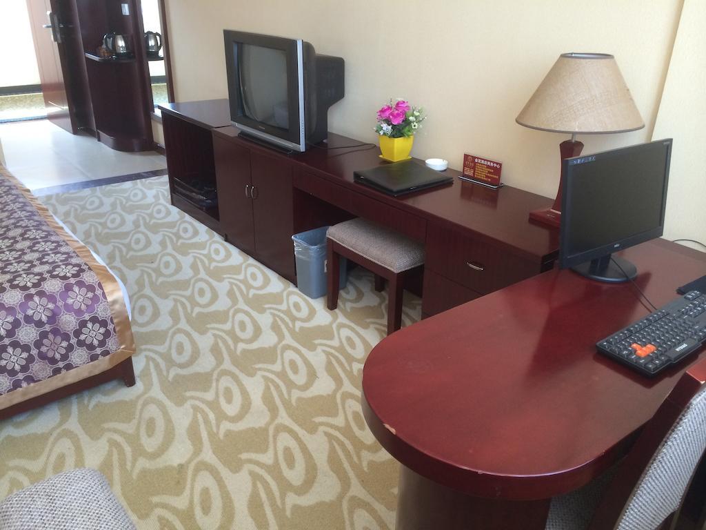 Kunming Jinmao Hotel Екстер'єр фото